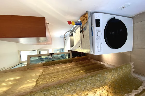 House for Rent Private house in Tirana, Garsoniere, Furniture Furnished, Payment 30,000  Leke.