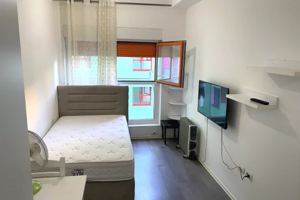 Appartamento in affitto a Tirana Garsoniere, Arredato