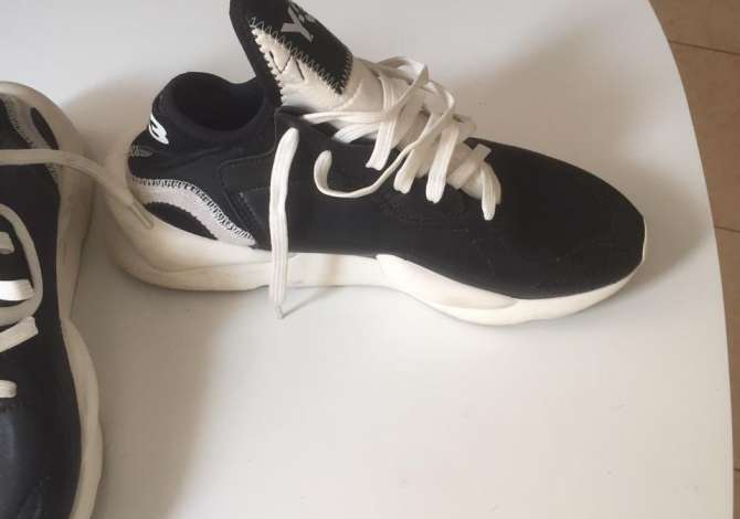 Veshje dhe Aksesor per te Rritur ne Tirane - 6,000 Leke