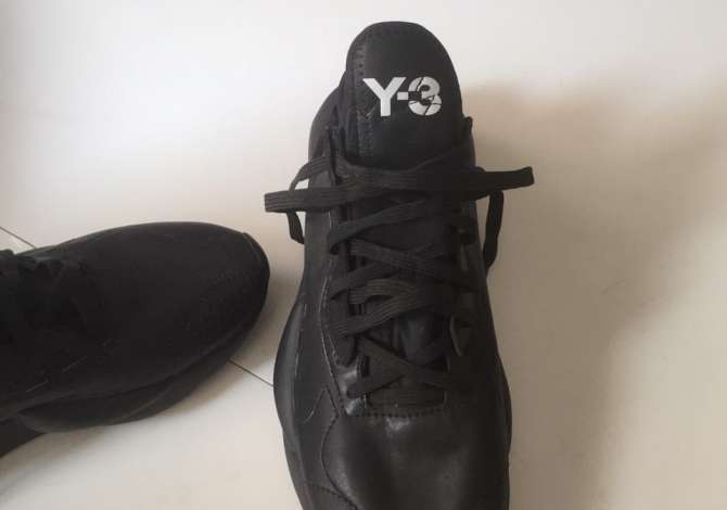 Veshje dhe Aksesor per te Rritur ne Tirane - 5,000 Leke