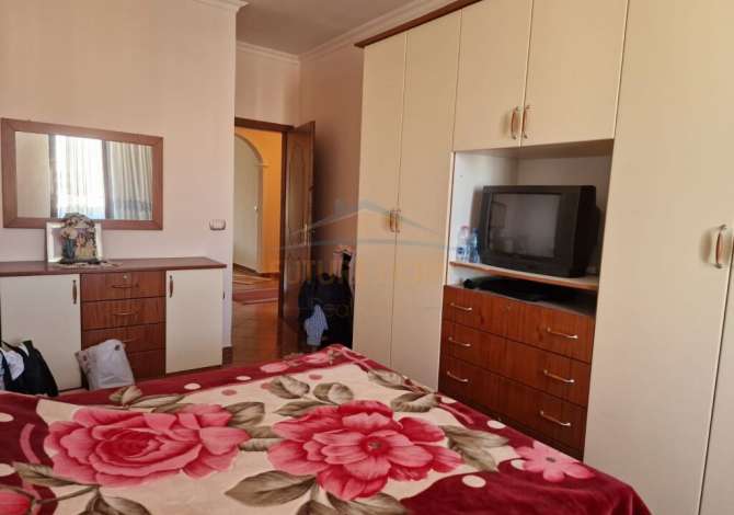 Shtepi me qera Apartament ne Vlore, 1+1, Mobilimi E mobiluar, Pagesa 400  Euro.