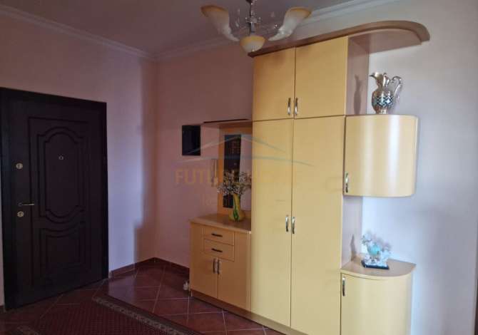 Shtepi me qera Apartament ne Vlore, 1+1, Mobilimi E mobiluar, Pagesa 400  Euro.