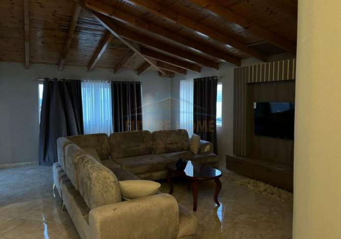 Shitet, Apartament 3+1, Sarande.RV42558 