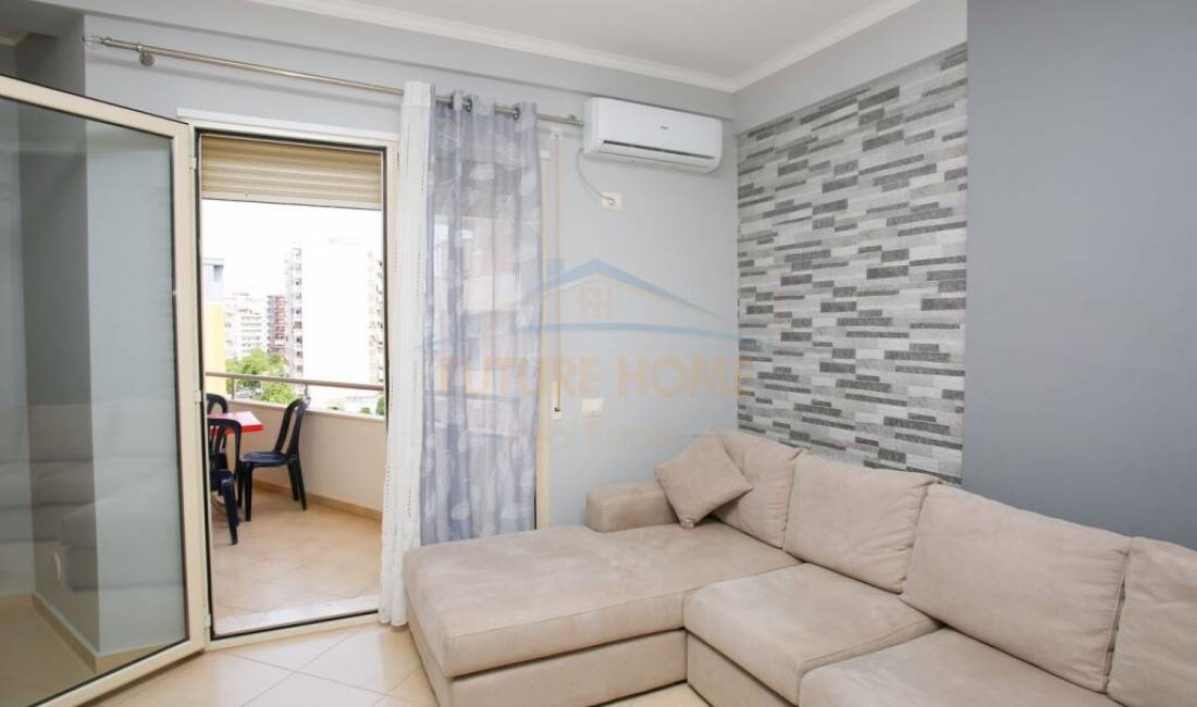 Shtepi me qera Apartament ne Vlore, 1+1, Mobilimi E mobiluar, Pagesa 350  Euro.