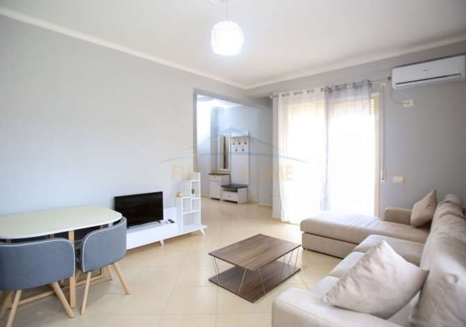 Shtepi me qera Apartament ne Vlore, 1+1, Mobilimi E mobiluar, Pagesa 350  Euro.