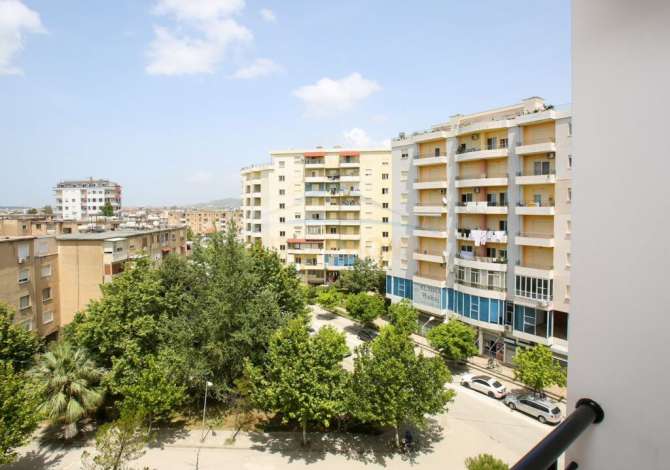 Shtepi me qera 1+1 ne Vlore - 300 Euro
