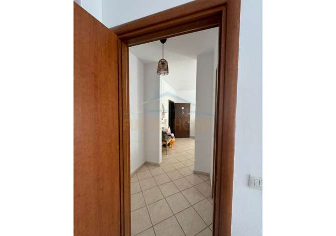 Shtepi me qera Apartament ne Vlore, 1+1, Mobilimi E mobiluar, Pagesa 350  Euro.