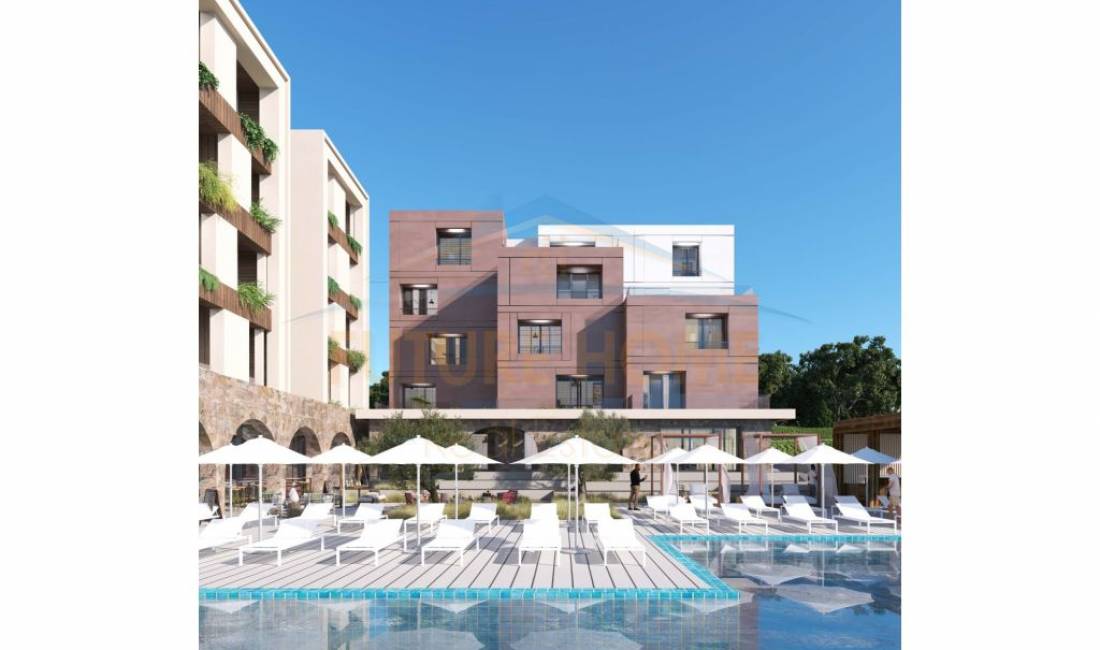 Appartamento in vendita a Valona 2+1, Vuoto