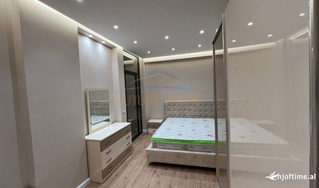 Appartamento in vendita a Valona 1+1, Arredato