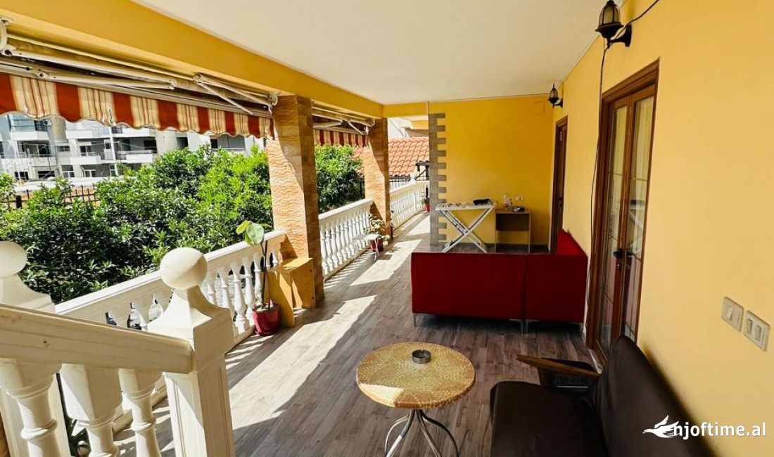 Shtepi me qera Shtepi Private ne Vlore, 1+1, Mobilimi E mobiluar, Pagesa 200  Euro.