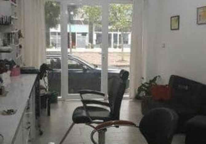 Pajisje biznesi ne shitje ne Tirane - 175,000 Leke