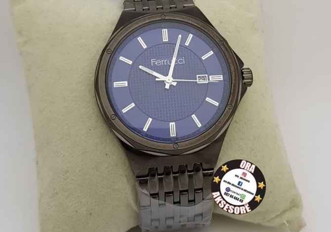 Veshje dhe Aksesor per te Rritur ne Tirane - 4,900 Leke