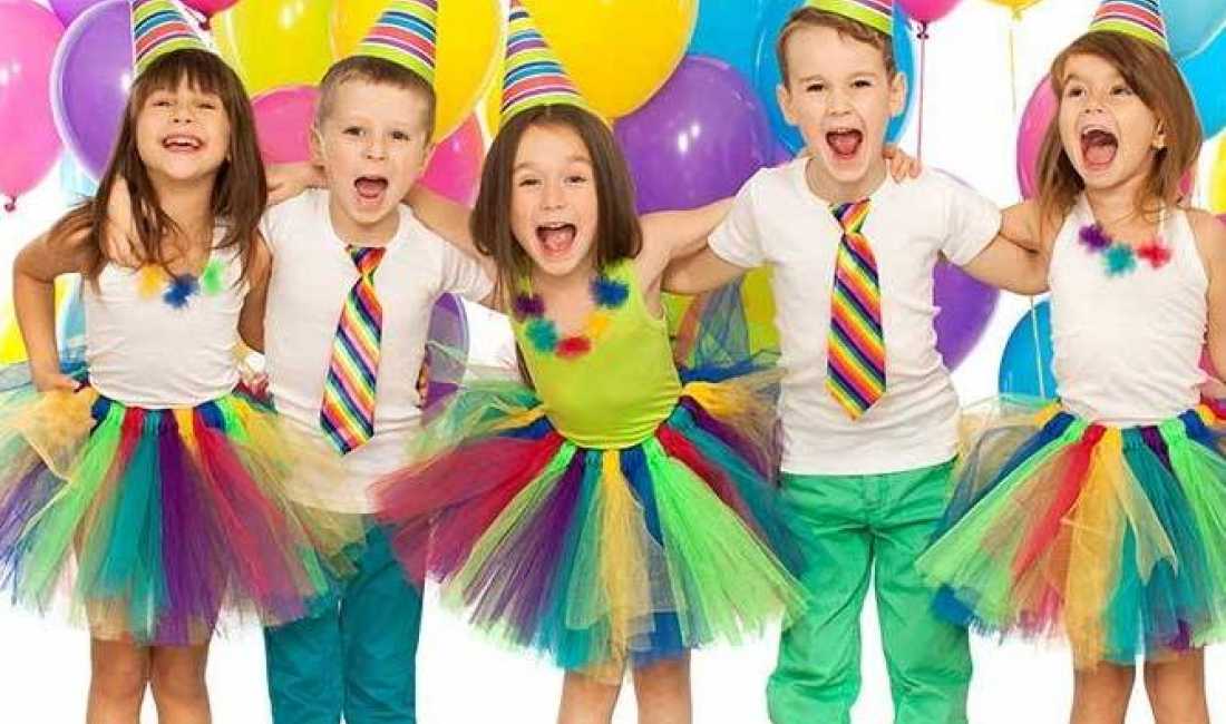 Organizime festash ofron dekore mahnites per Ditelindje, Baby Shower, Festen e Abetares, Krishtelindje, Vitin e Ri etj.