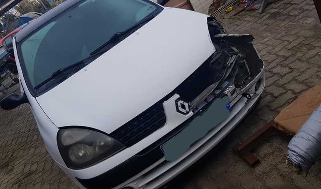 Shitet per pjese kembimi Renault clio