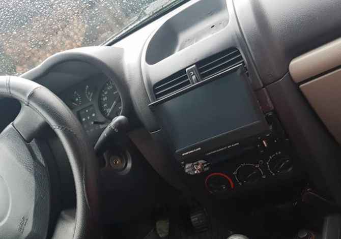 Shitet per pjese kembimi Renault clio