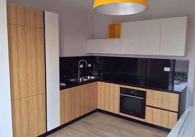 Servizi di srredamento a Tirana - 100 