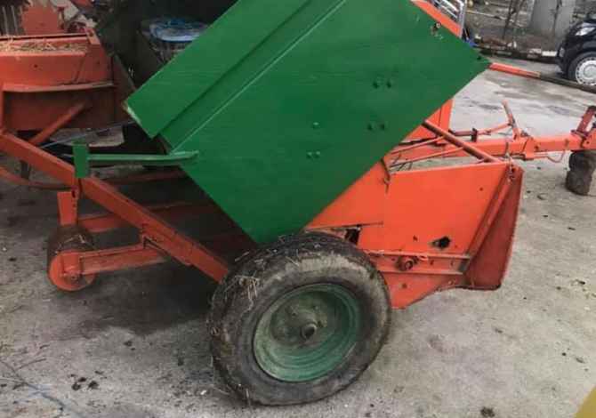 Strumenti di lavoro a Tirana - 3,200 Euro