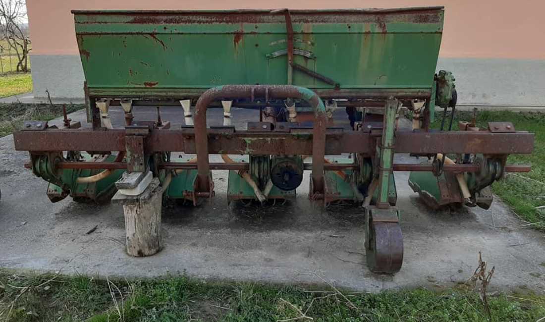 Shitet freze per zetor