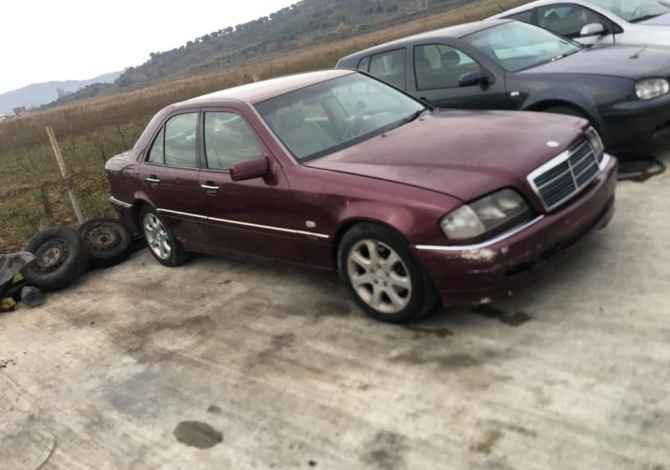 Shiten pjese kembimi