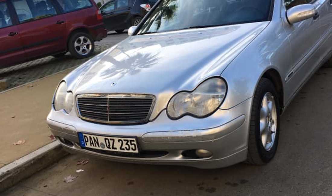 Shitet Mercedes Benz C220 per pjese kembimi