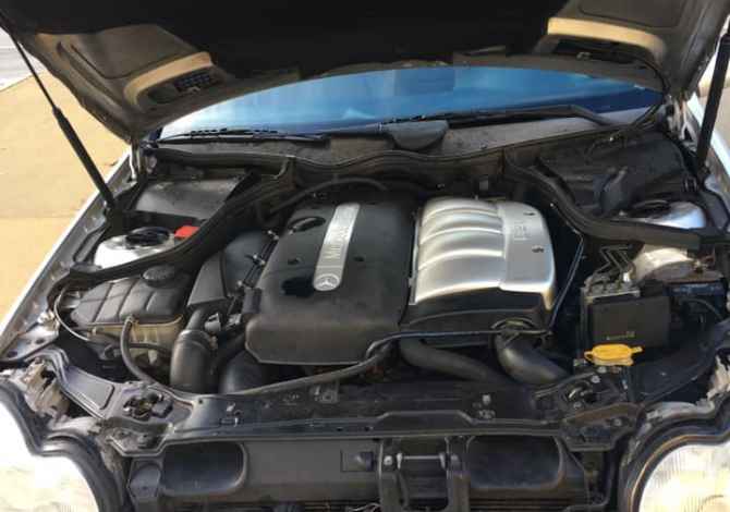 Shitet Mercedes Benz C220 per pjese kembimi