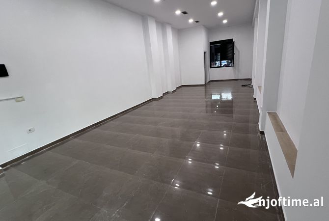 Business Property in Sale 1+1 in Tirana - 150,000 Euro
