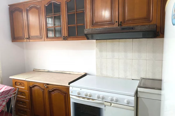 Shtepi me qera 2+1 ne Tirane - 45,000 Leke