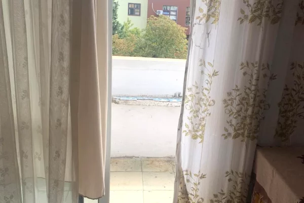 Shtepi me qera Apartament ne Tirane, 2+1, Mobilimi E mobiluar, Pagesa 45,000  Leke.