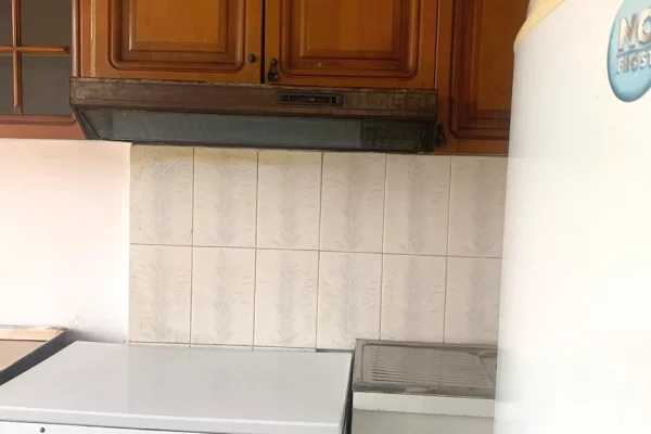 Shtepi me qera Apartament ne Tirane, 2+1, Mobilimi E mobiluar, Pagesa 45,000  Leke.