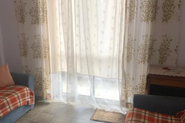 Shtepi me qera Apartament ne Tirane, 2+1, Mobilimi E mobiluar, Pagesa 45,000  Leke.