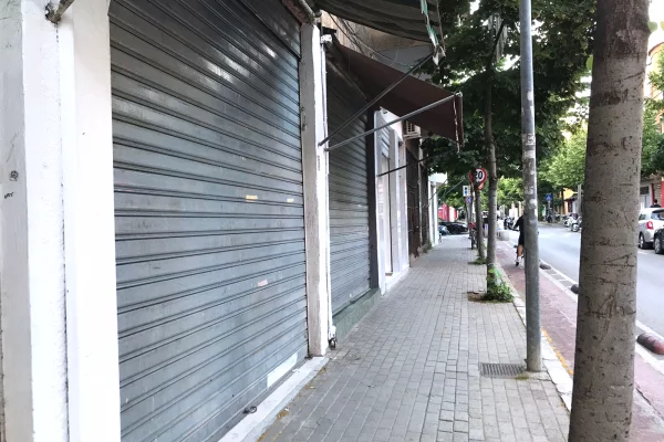 Ambient biznesi me qera 3+1 ne Tirane - 420 Euro