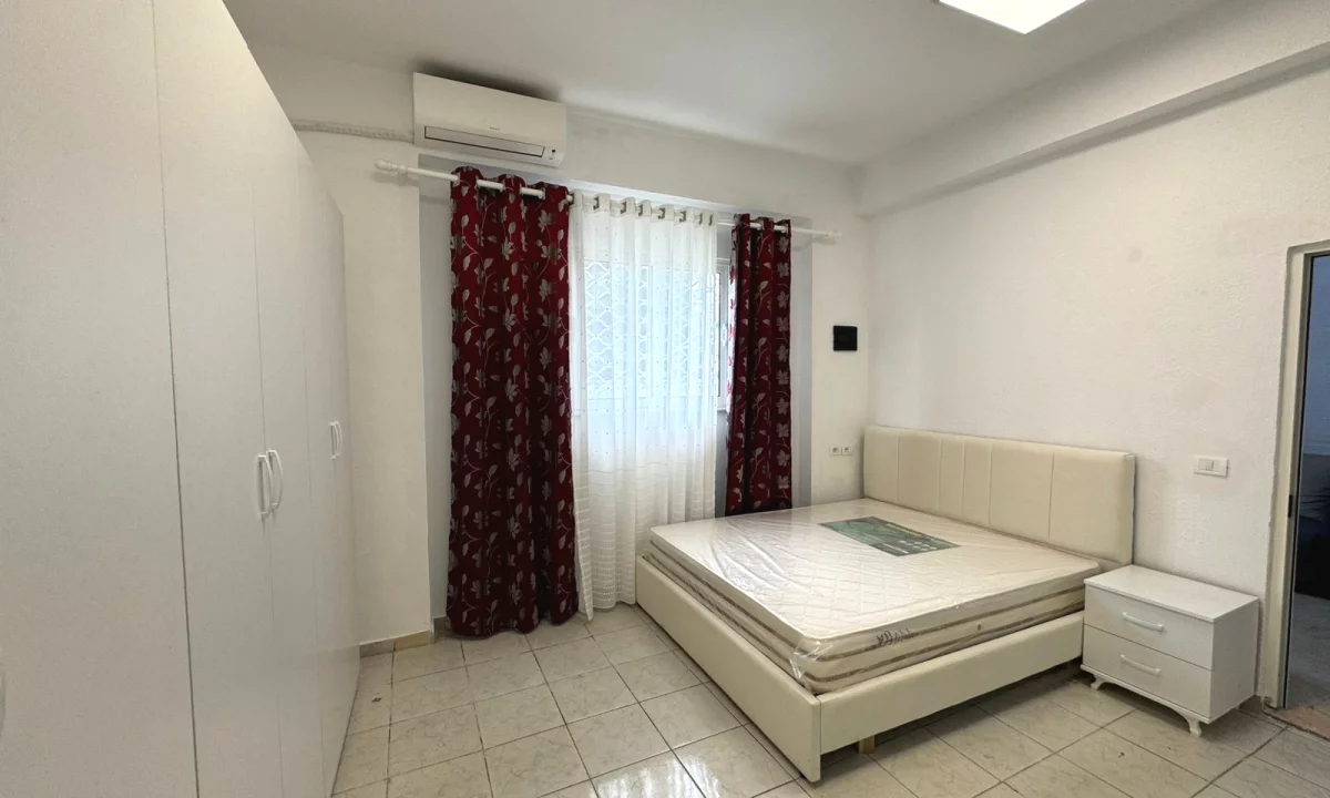 Shtepi me qera Apartament ne Tirane, 1+1, Mobilimi E mobiluar, Pagesa 40,000  Leke.