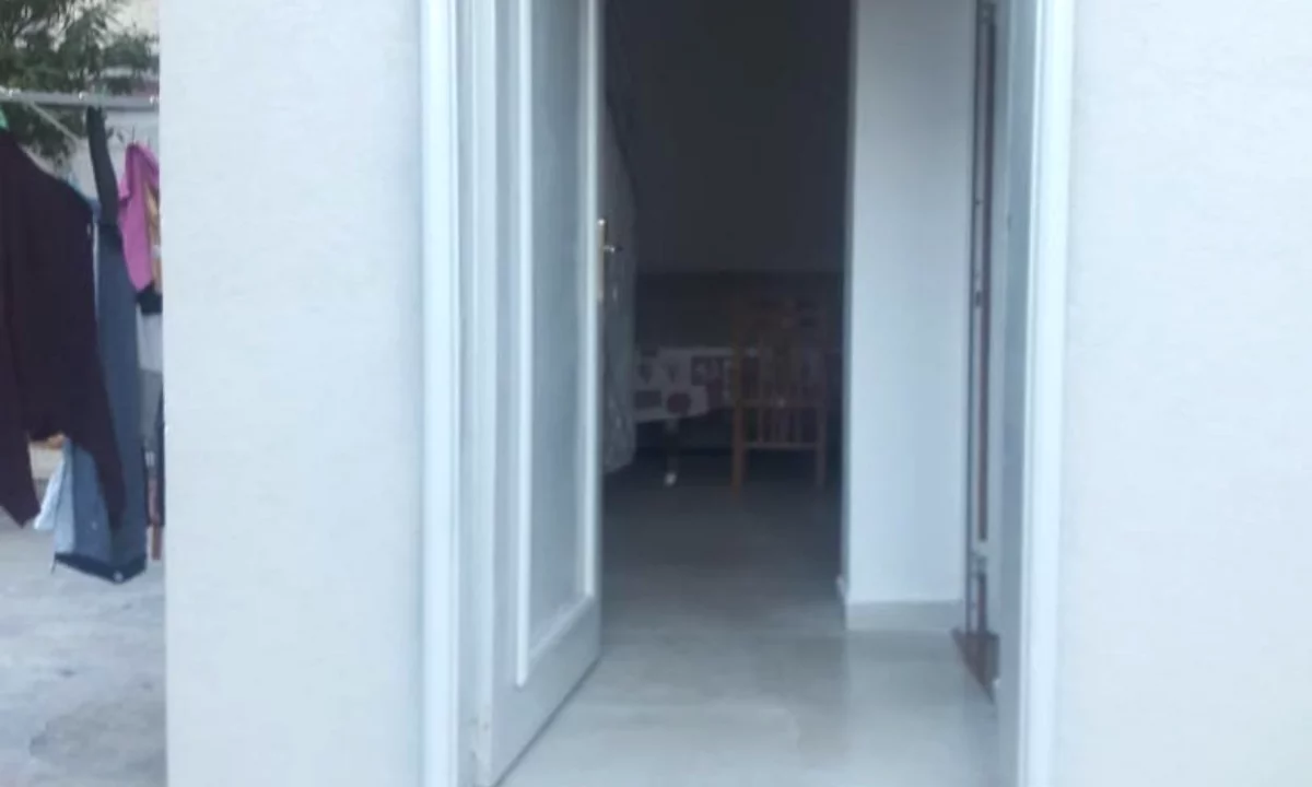 Shtepi me qera Apartament ne Tirane, 1+1, Mobilimi E mobiluar, Pagesa 27,000  Leke.