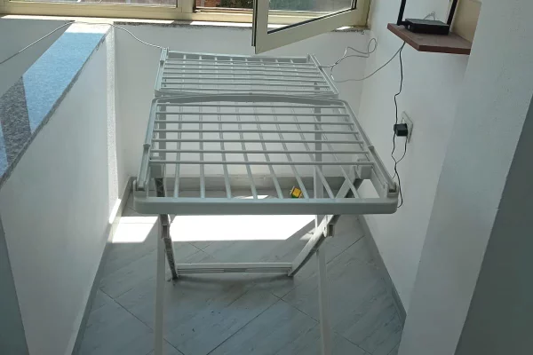 Shtepi me qera Apartament ne Tirane, 1+1, Mobilimi E mobiluar, Pagesa 27,000  Leke.