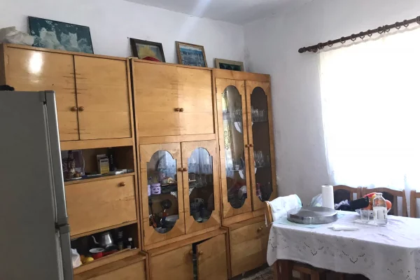 Shtepi ne shitje Shtepi Private ne Tirane, 4+1, Mobilimi E mobiluar, Pagesa 132,000  Euro.