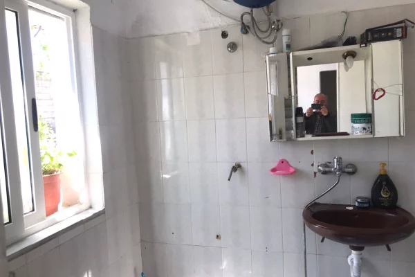 Shtepi ne shitje Shtepi Private ne Tirane, 4+1, Mobilimi E mobiluar, Pagesa 132,000  Euro.