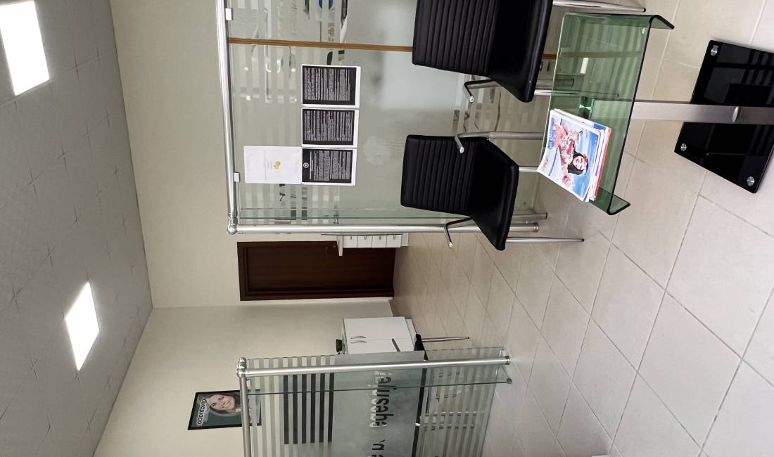 Shitet biznesi klinike dentare