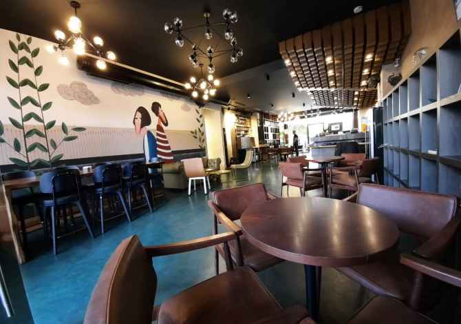 Njoftime Pune per Kamarier, Banakier, Ndihmes kuzhinier ne Tirane