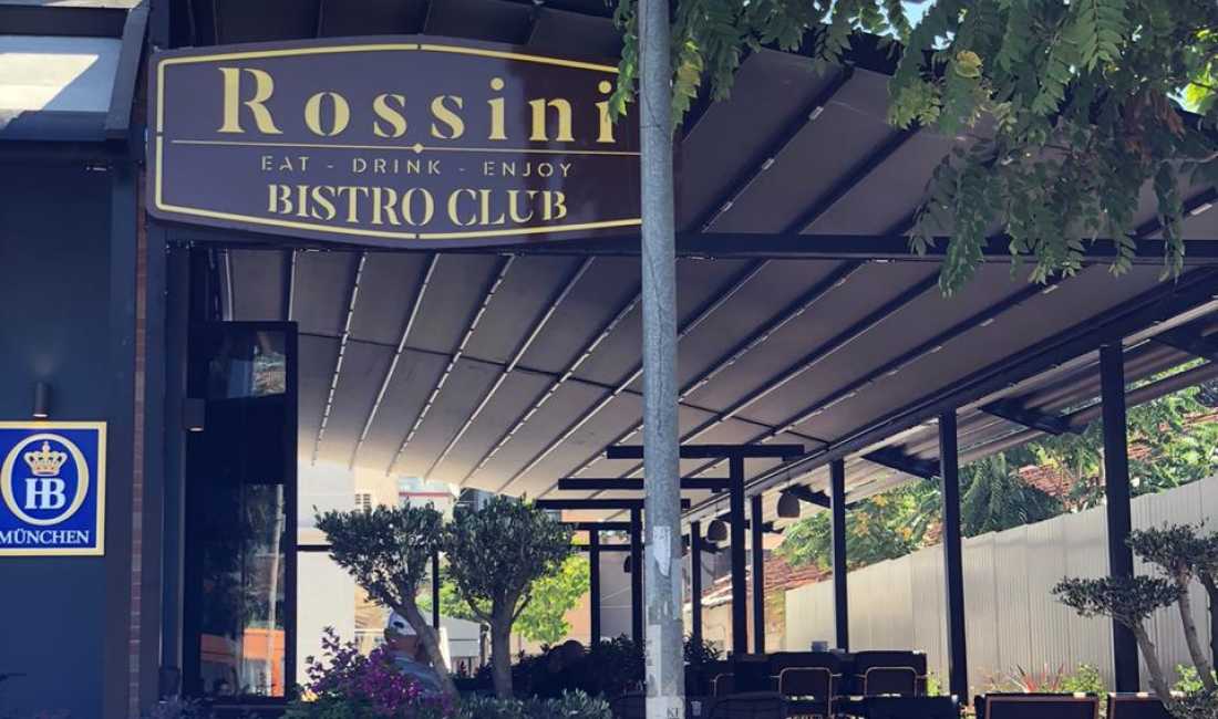 Njoftime Pune ne Tirane, Profesioni Kamarier, Barist, Kamariere , , Pagesa Me Marreveshje.