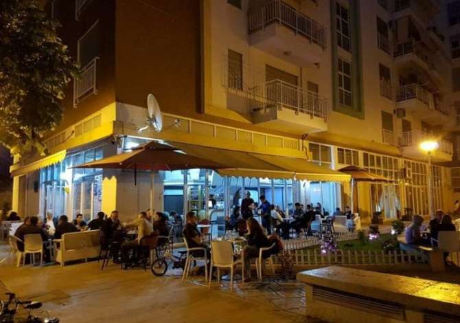 Ambient biznesi me qera 2+1 ne Tirane - 1,000 Euro