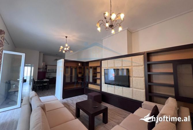 Qera, Apartament 3+1+2+Post Parkimi, Fresku, Tiranë.