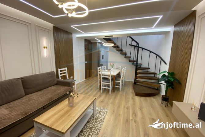 Qera, Apartament 2+1+2 Duplex, Qendër, Tiranë.