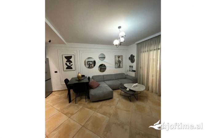 Shitet, Apartament 1+1, Kodra e Diellit, Tirane