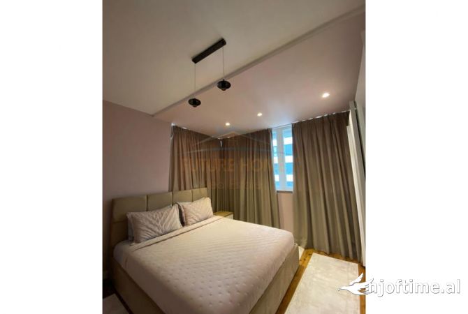 Appartamento in vendita a Tirana 3+1, Arredato