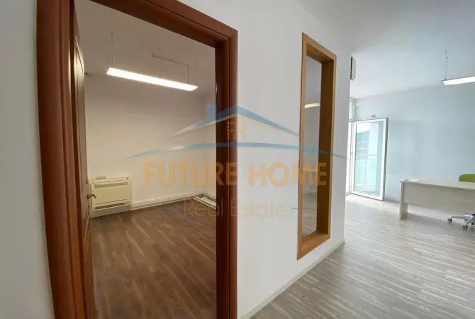 Apartment for rent in Tirana 3+1, In Part