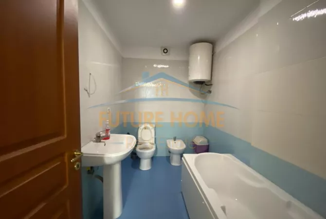 Apartment for rent in Tirana 3+1, In Part