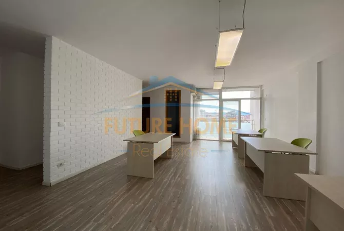 Apartment for rent in Tirana 3+1, In Part