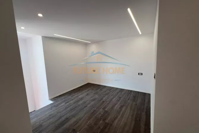 Shitet Dublex , Kompleksi Golden Park 3,Tirane