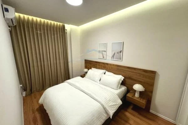 Appartamento in vendita a Tirana 1+1, Arredato