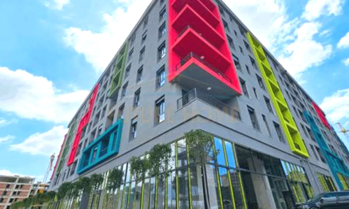 Appartamento in vendita a Tirana 1+1, Vuoto